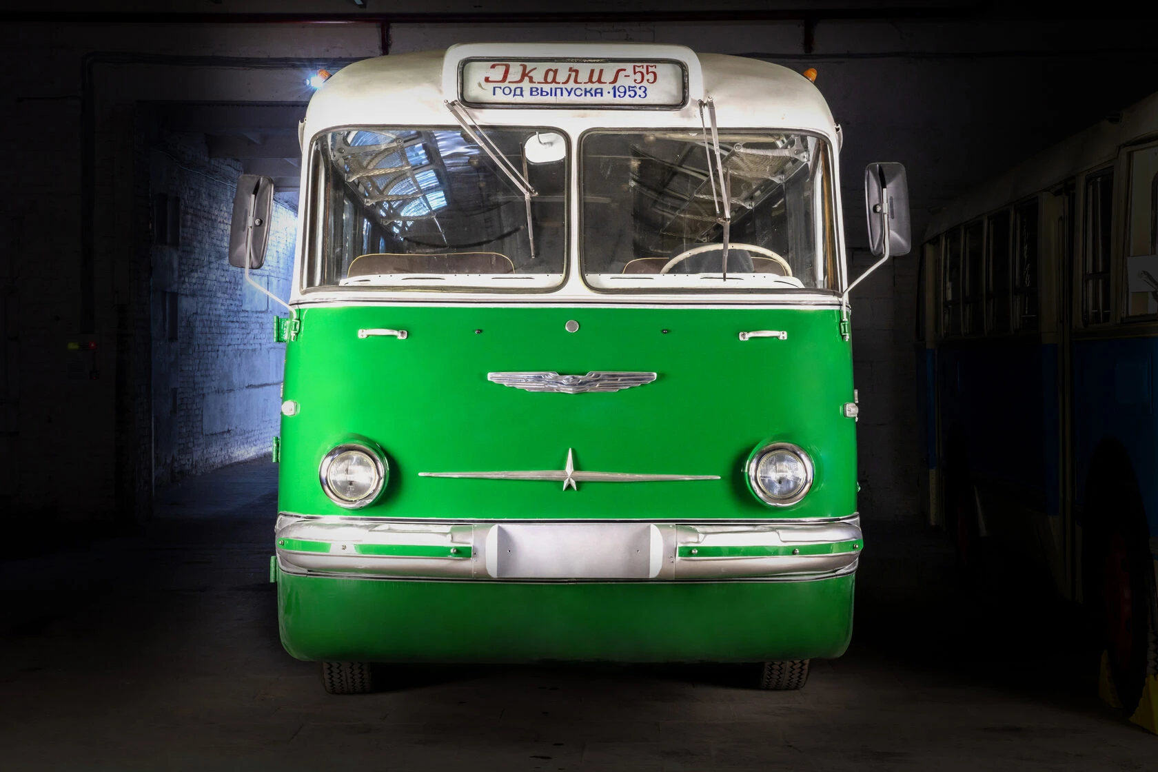 Ikarus 55