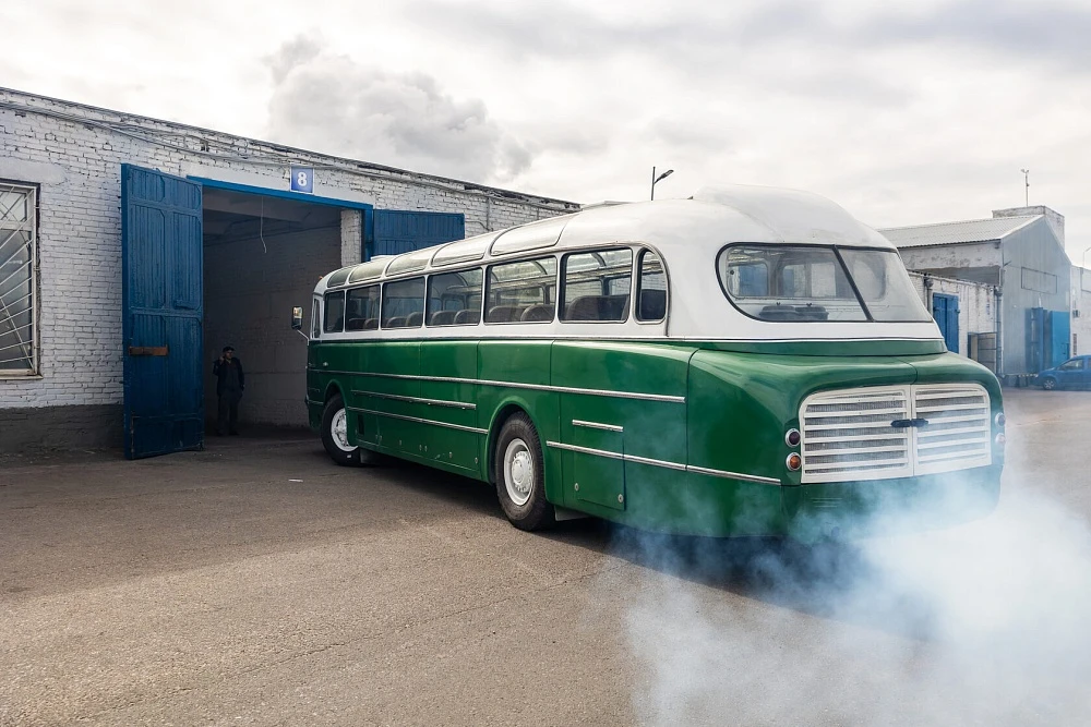 Ikarus 55