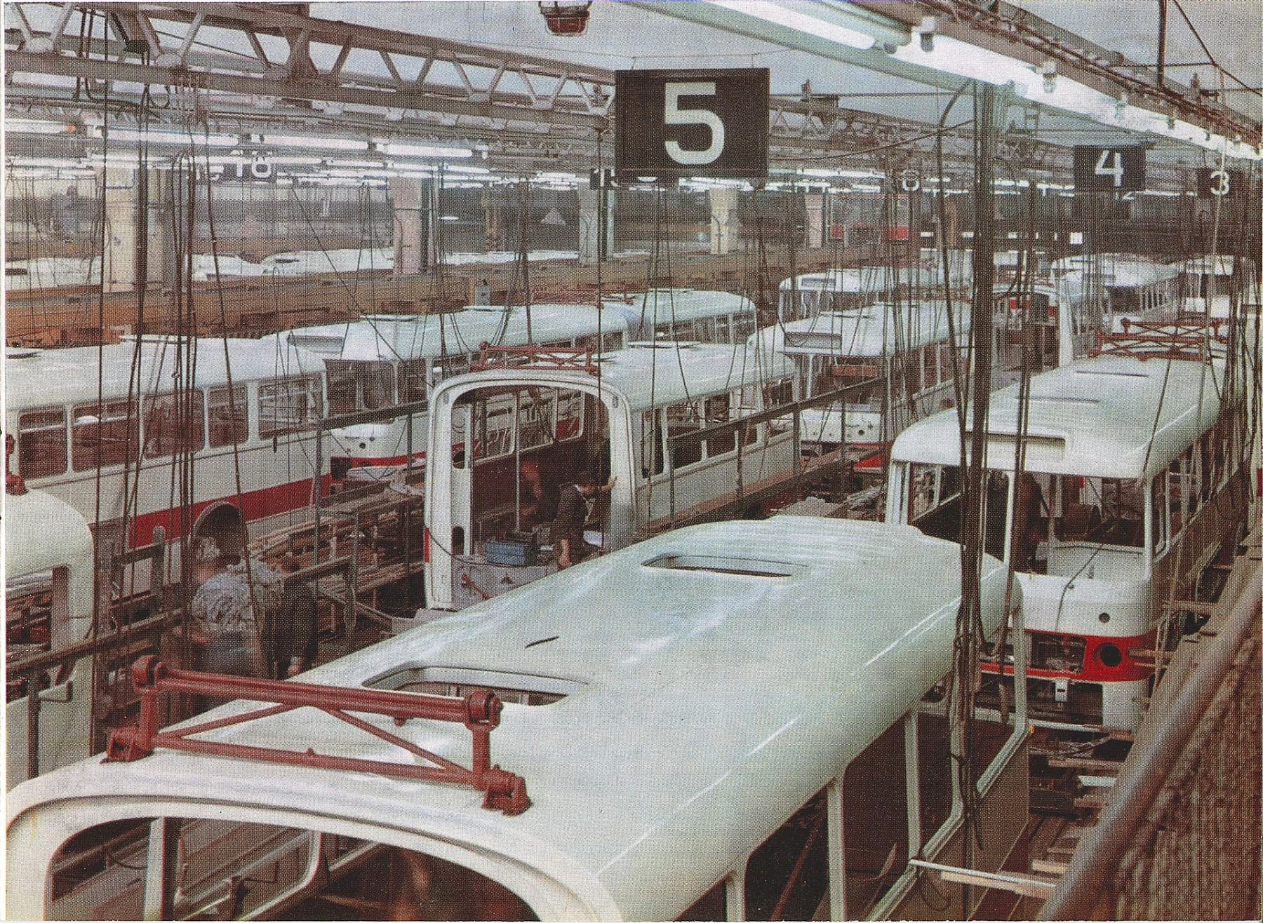 Икарус-180